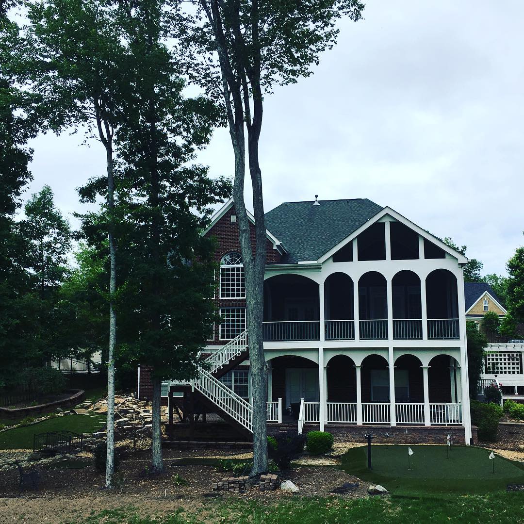 My kind of front yard! #puttinggreen #putting