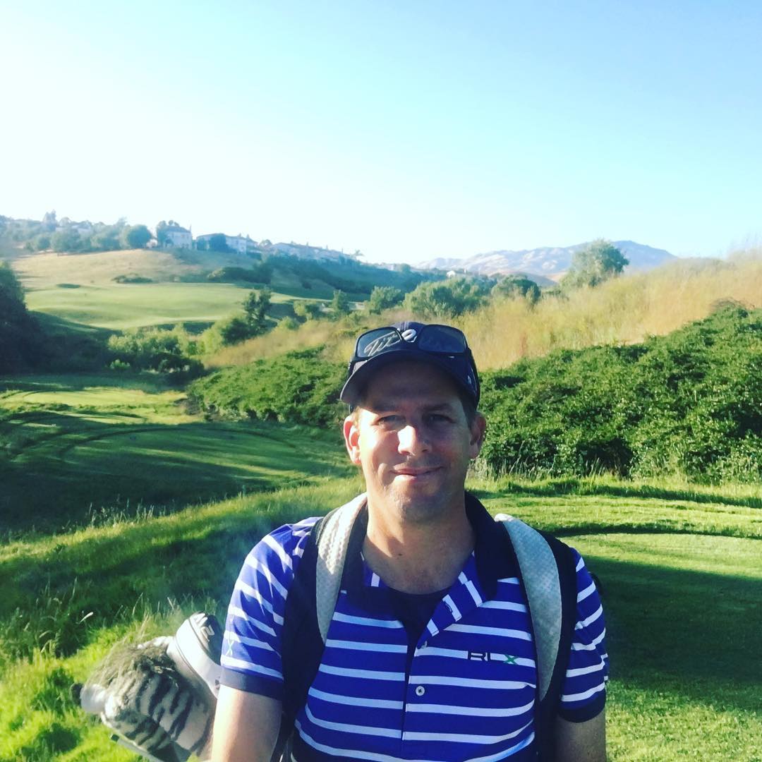 Late afternoon #quick9 @bridgesgolfsanramon - course is in #perfect shape #selfie #golf #sanramon