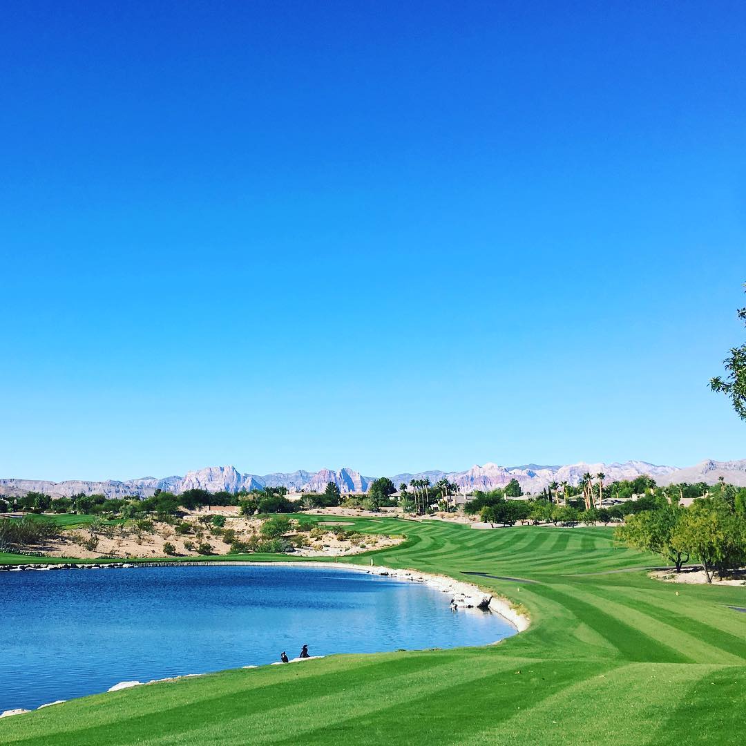 Beautiful weather and some fun #golf in #lasvegas @pgatour @tpclv #tpc