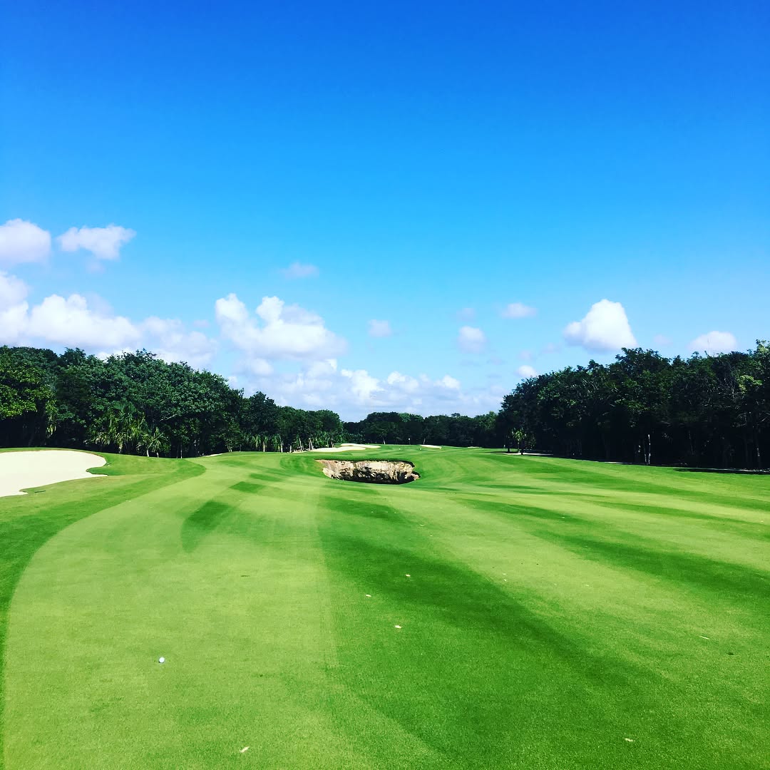 A couple more shots of #paradise @mayakoba ☀️⛳️✈️🏖