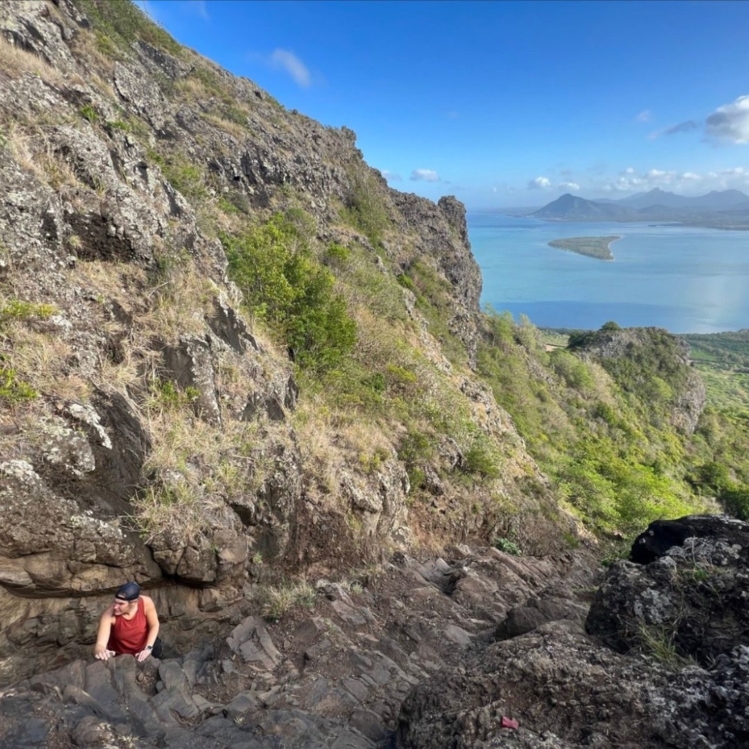 A trail run up to Le Morne Brabant