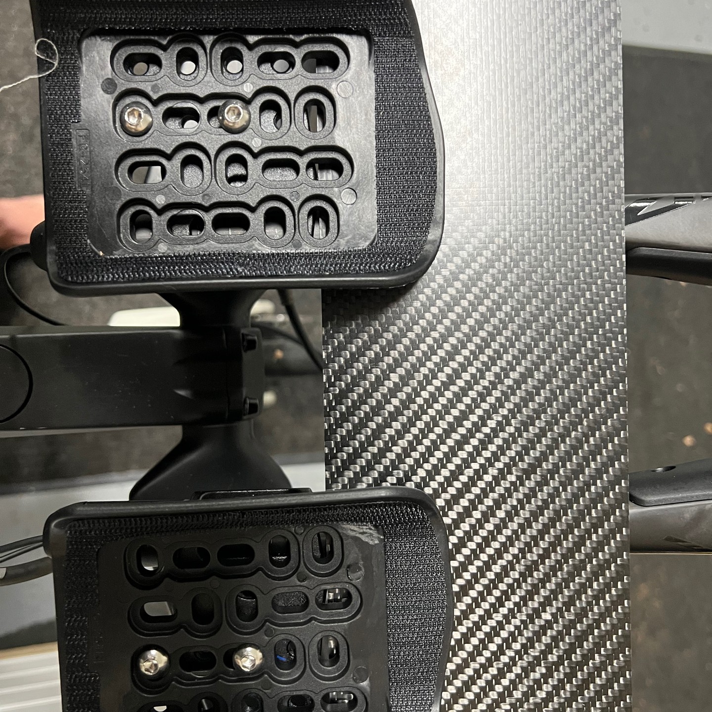 Winter DIY project - Carbon (BTA) bottle mount.