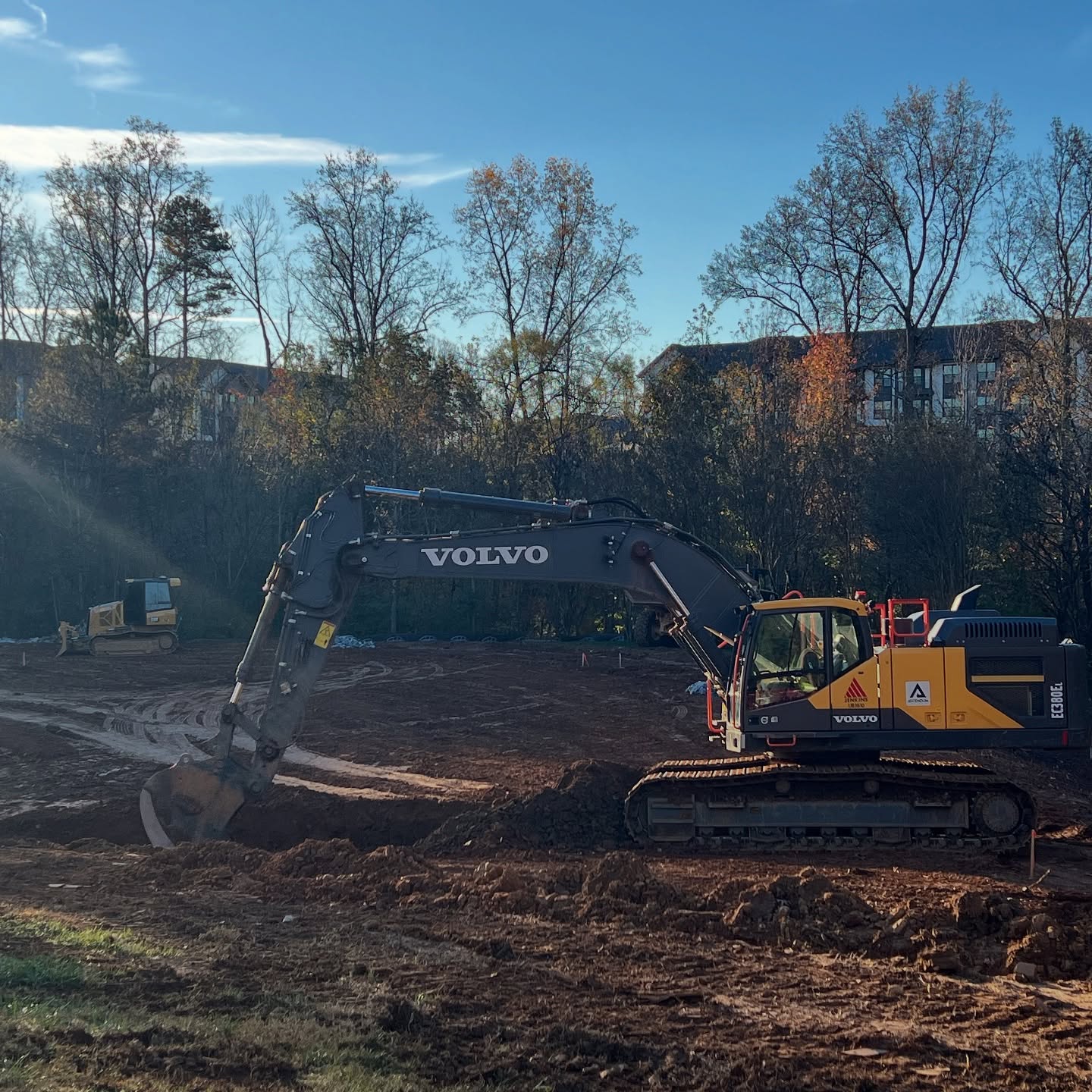 Awesome to see the @johnejenkinsinc crew out at the Stowe @ymca in #belmont! New outdoor pool coming