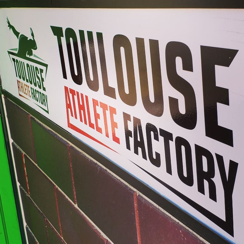 Quick #workout with @coachmiketaf_toulouse at the awesome @toulouse_athlete_factory #assaultbike